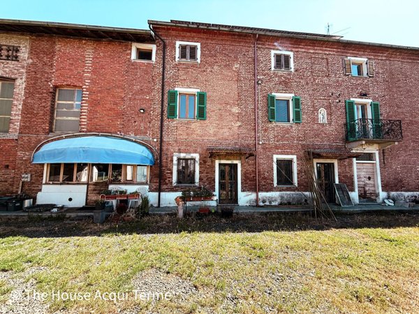 casa indipendente in vendita a Castelnuovo Bormida