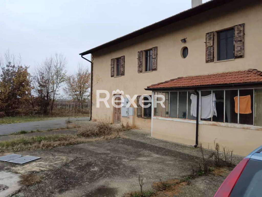 casa indipendente in vendita a Castelnuovo Bormida