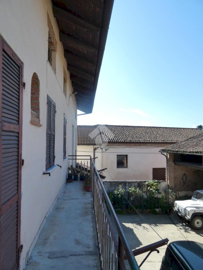casa indipendente in vendita a Castelnuovo Bormida