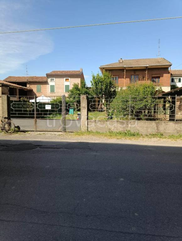 casa indipendente in vendita a Castelnuovo Scrivia