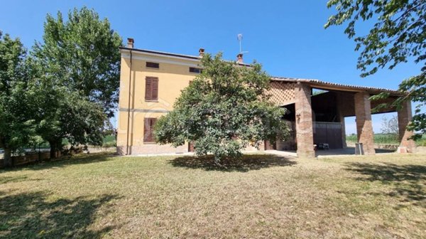 casa indipendente in vendita a Castelnuovo Scrivia