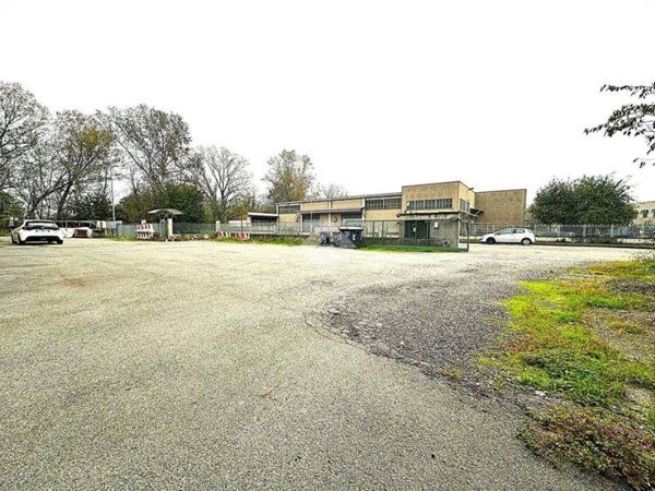 capannone in vendita a Castelnuovo Scrivia