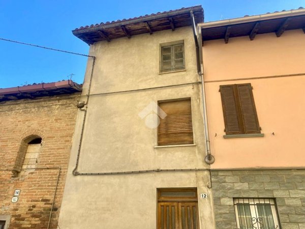casa semindipendente in vendita a Castelnuovo Scrivia