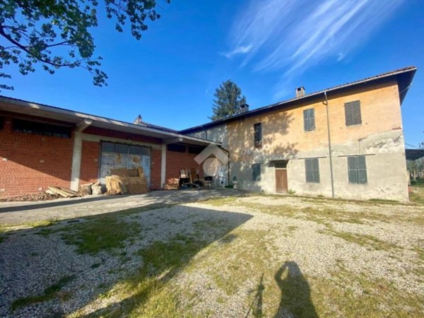 casa indipendente in vendita a Castelnuovo Scrivia