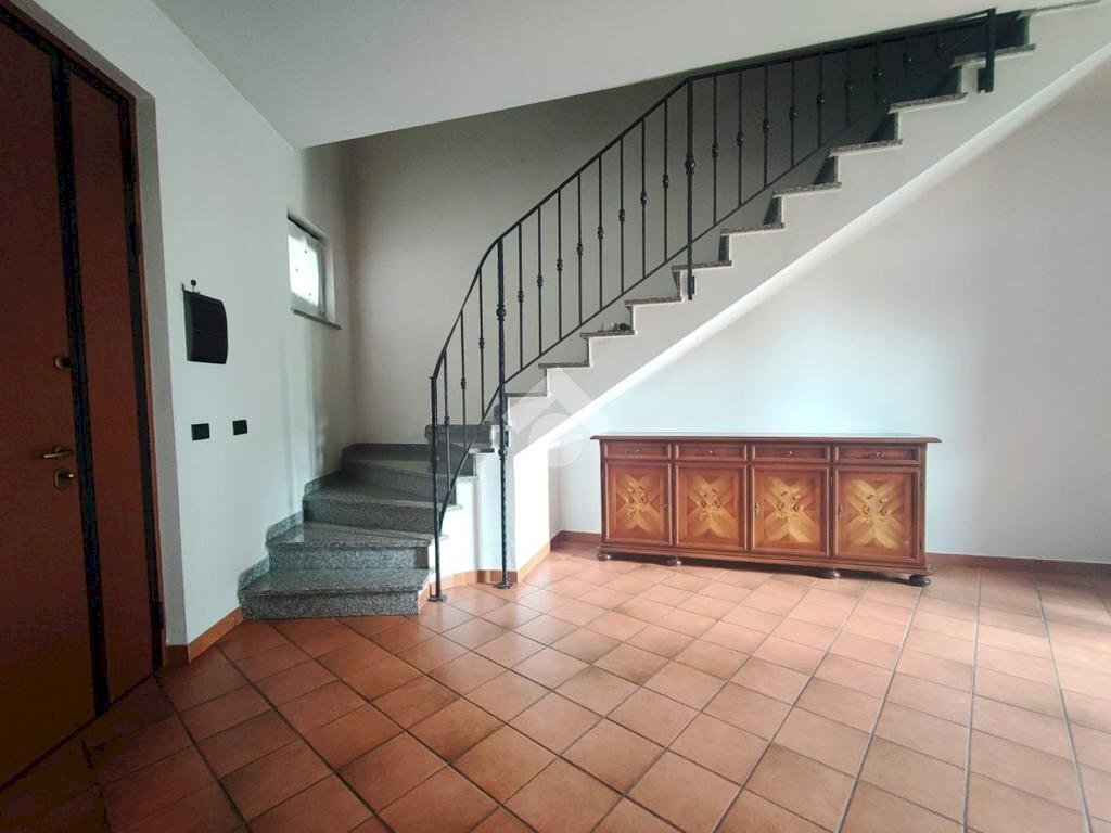 casa semindipendente in vendita a Castelnuovo Scrivia