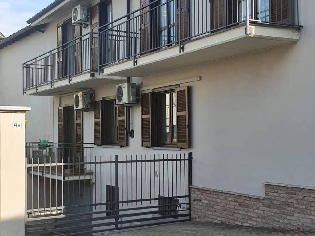 casa indipendente in vendita a Castelnuovo Scrivia