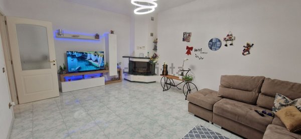 casa indipendente in vendita a Castelnuovo Scrivia