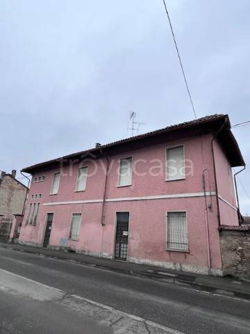 casa indipendente in vendita a Castelnuovo Scrivia
