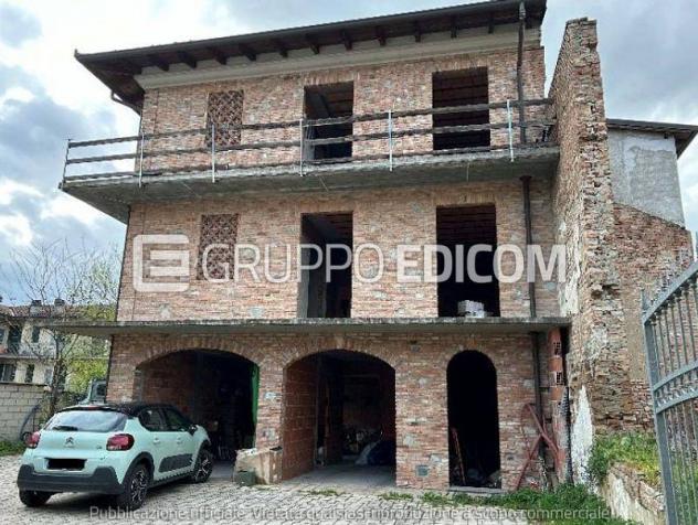 locale commerciale in vendita a Castelnuovo Scrivia