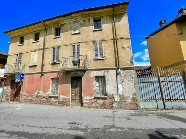 casa indipendente in vendita a Castelnuovo Scrivia