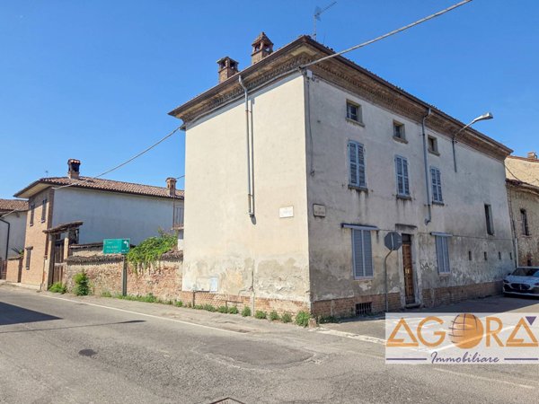 casa indipendente in vendita a Castelnuovo Scrivia