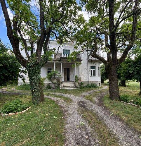 casa indipendente in vendita a Castelnuovo Scrivia