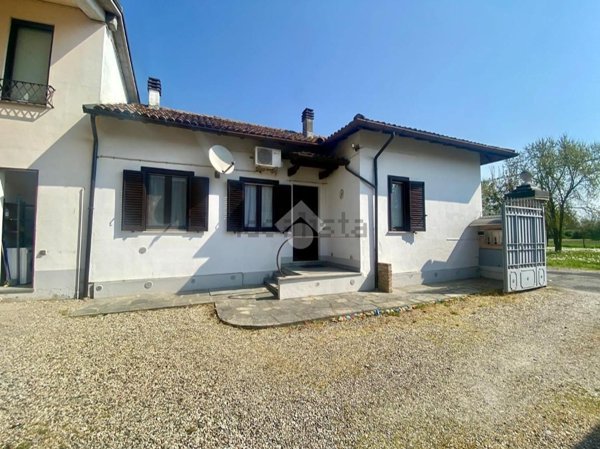 casa indipendente in vendita a Castelnuovo Scrivia in zona Gerbidi