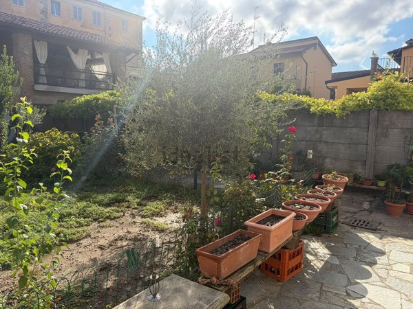 casa indipendente in vendita a Castelnuovo Scrivia