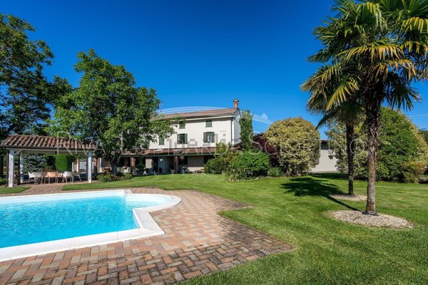 casa indipendente in vendita a Castelspina