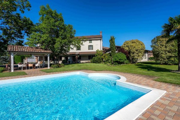 casa indipendente in vendita a Castelspina
