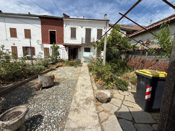 casa indipendente in vendita a Castelspina