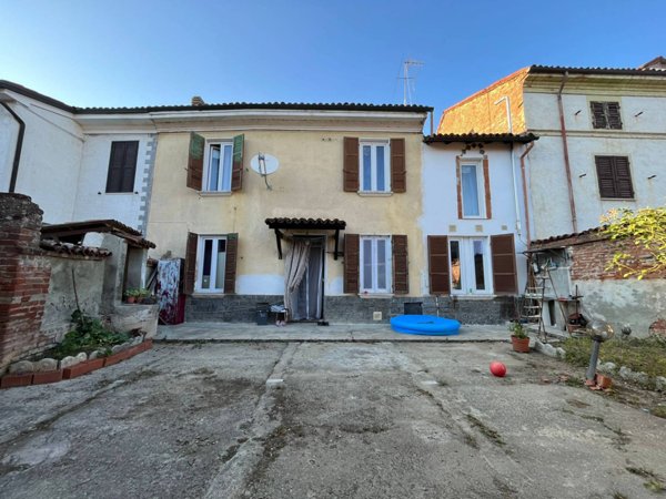 casa indipendente in vendita a Castelspina