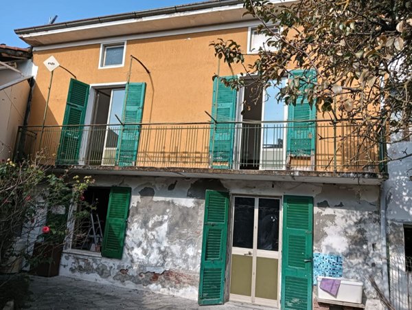 casa indipendente in vendita a Castelspina