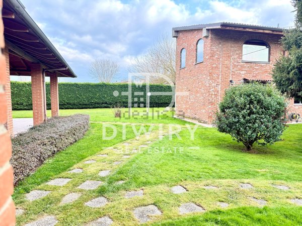 casa indipendente in vendita a Castelspina