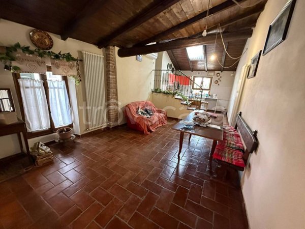 casa indipendente in vendita a Castelspina