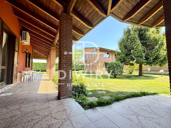casa indipendente in vendita a Castelspina