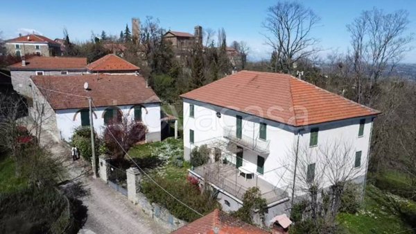 casa indipendente in vendita a Cavatore