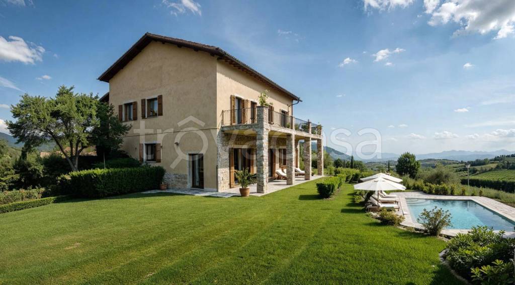 casa indipendente in vendita a Cavatore