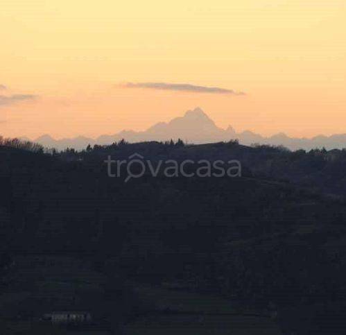 casa indipendente in vendita a Cavatore