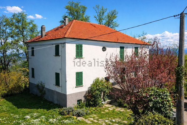 casale in vendita a Cavatore