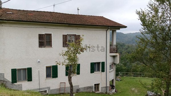 casa indipendente in vendita a Cavatore
