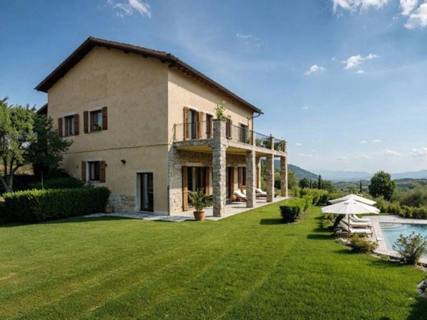 casa indipendente in vendita a Cavatore