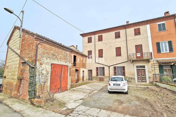 casa indipendente in vendita a Cella Monte