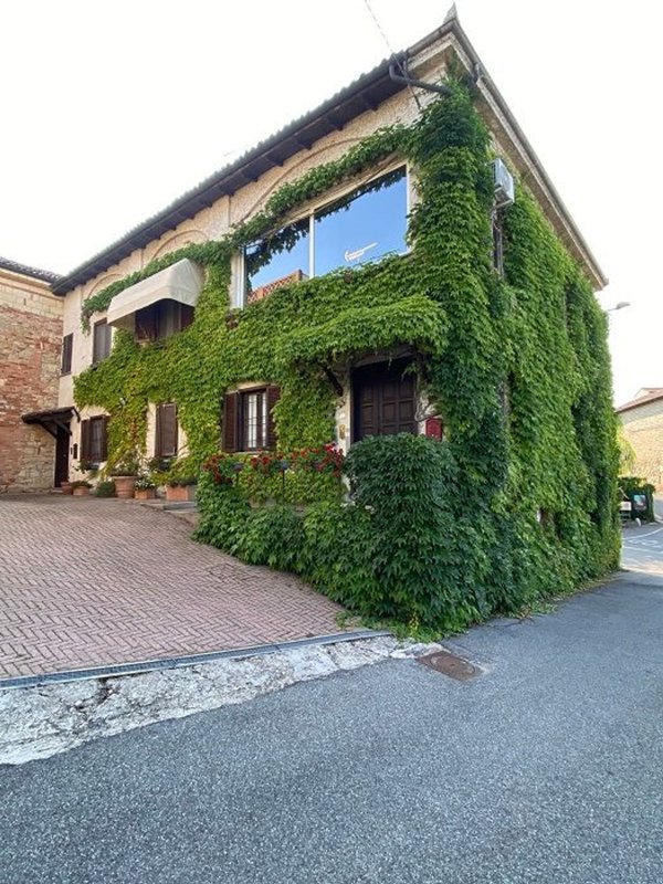 casa indipendente in vendita a Cella Monte