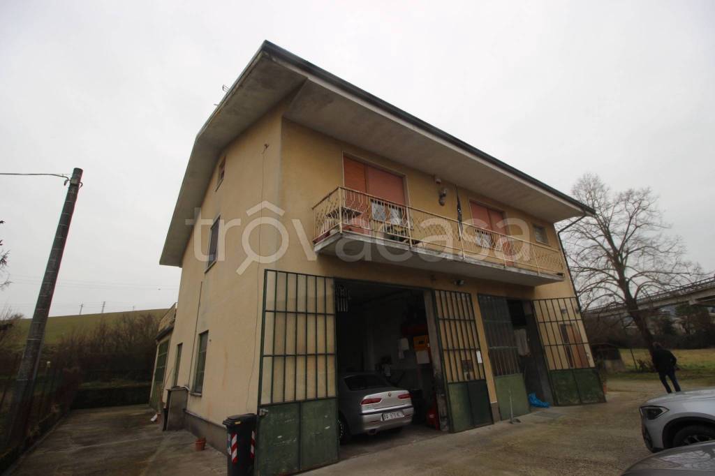 casa indipendente in vendita a Cereseto