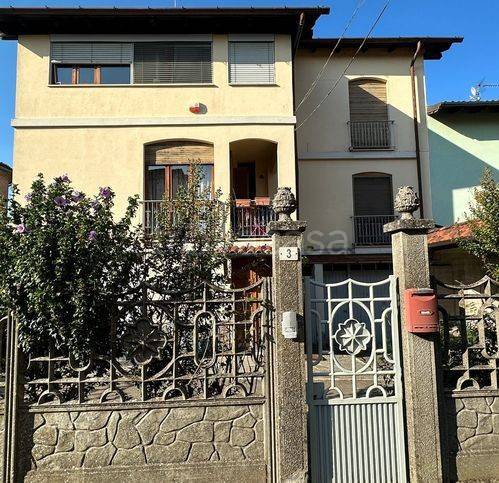 casa indipendente in vendita a Cerreto Grue