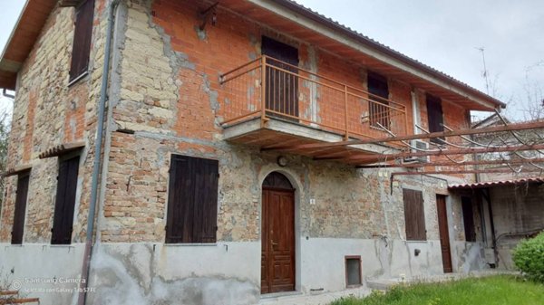 casa indipendente in vendita a Cerrina Monferrato