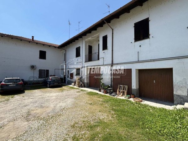 appartamento in vendita a Cerrina Monferrato in zona Valle