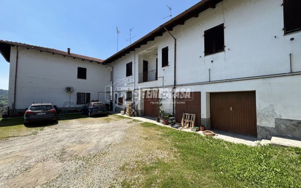 casa indipendente in vendita a Cerrina Monferrato in zona Valle