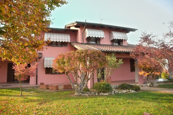 casa indipendente in vendita a Coniolo