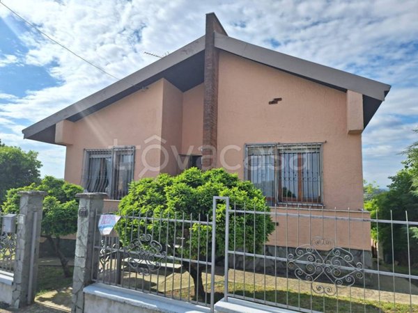 casa indipendente in vendita a Coniolo