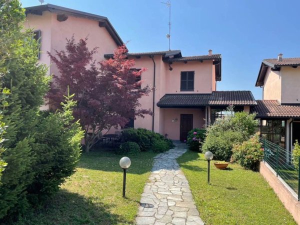 casa indipendente in vendita a Coniolo