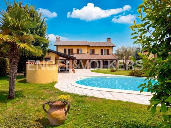 casa indipendente in vendita a Coniolo