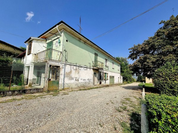 casa indipendente in vendita a Conzano