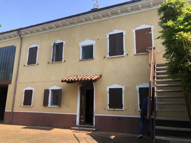casa indipendente in vendita a Conzano in zona San Maurizio