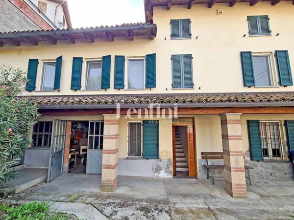 casa indipendente in vendita a Conzano