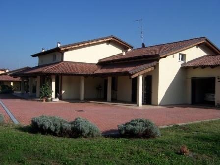 casa indipendente in vendita a Conzano in zona San Maurizio