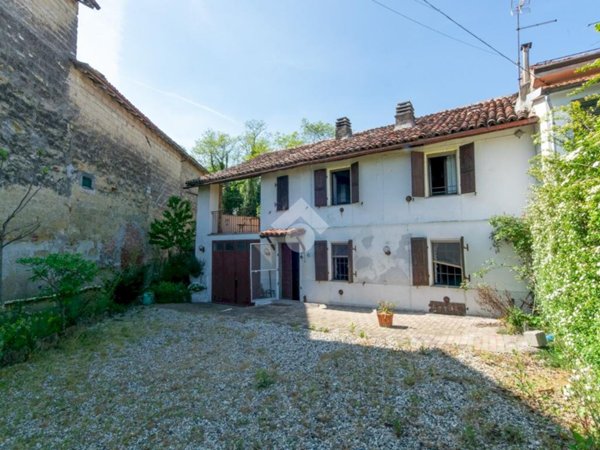 casa indipendente in vendita a Conzano in zona San Maurizio