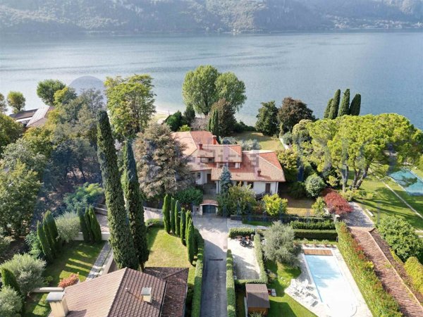 casa indipendente in vendita ad Abbadia Lariana
