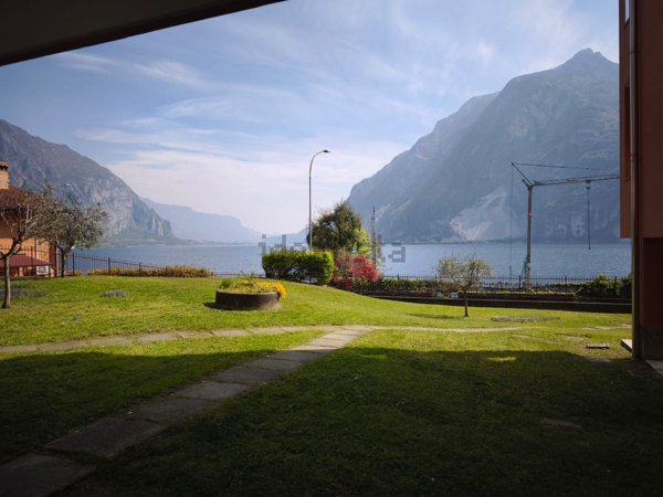appartamento in vendita ad Abbadia Lariana